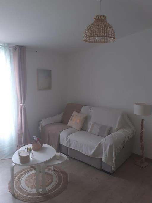 Agreable Petite Maison Vagnas Exteriör bild
